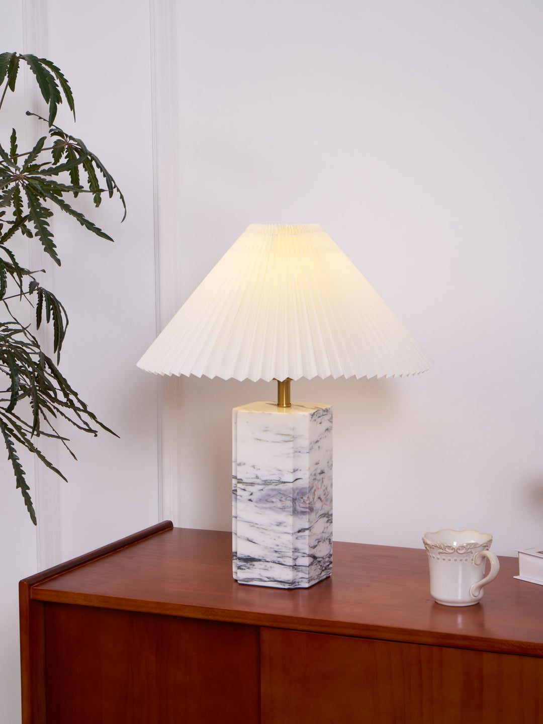 Bianca Marble Table Lamp - Vakkerlight