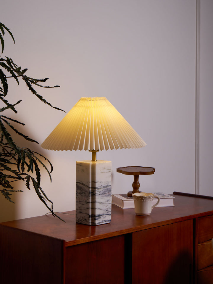 Bianca Marble Table Lamp - Vakkerlight