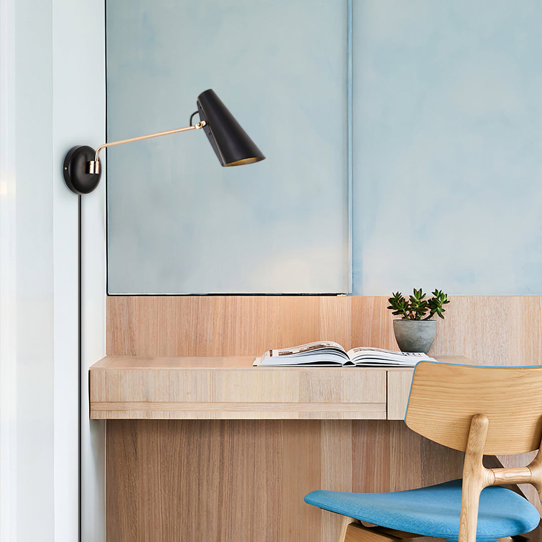 Birdy Plug - in Wall Lamp - Vakkerlight