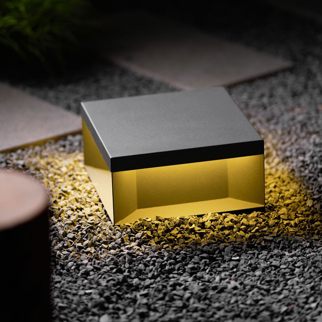 Black Box Outdoor Post Light - Vakkerlight