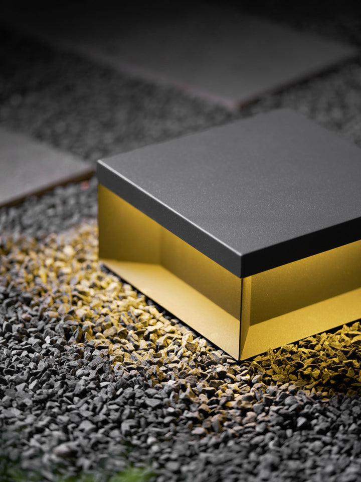 Black Box Outdoor Post Light - Vakkerlight