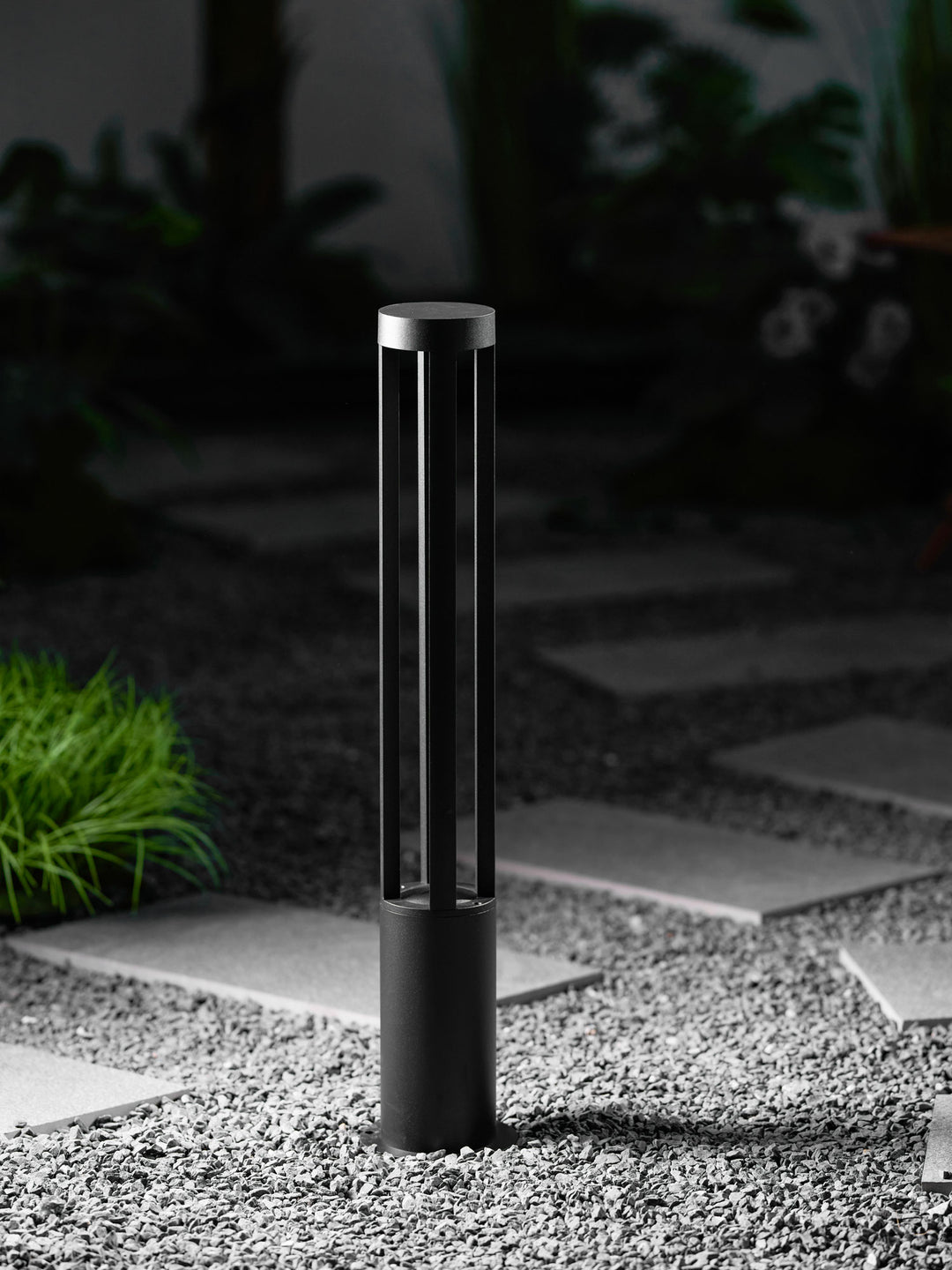 Black Cylindrical Garden Outdoor Light - Vakkerlight