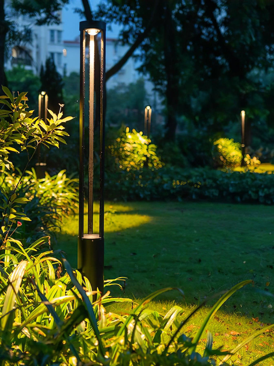 Pole Outdoor Post Garden Light - Vakkerlight