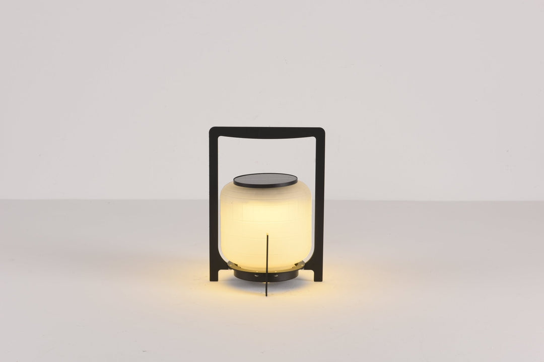 Twilight Lantern Solar Outdoor Table Lamp - Vakkerlight