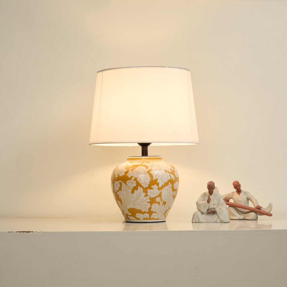 Blazing Blossom Ceramic Table Lamp - Vakkerlight