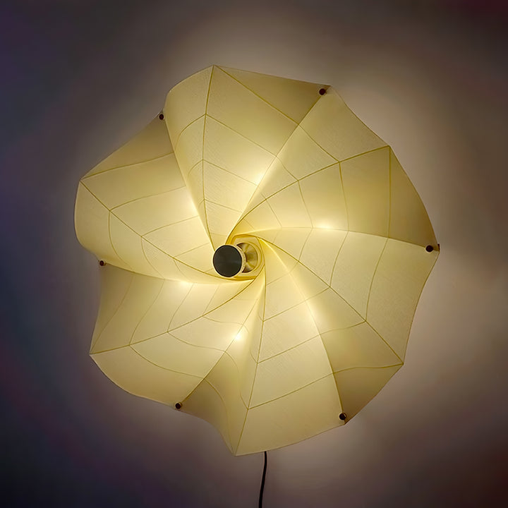 Bloom Petals Wall Lamp - Vakkerlight