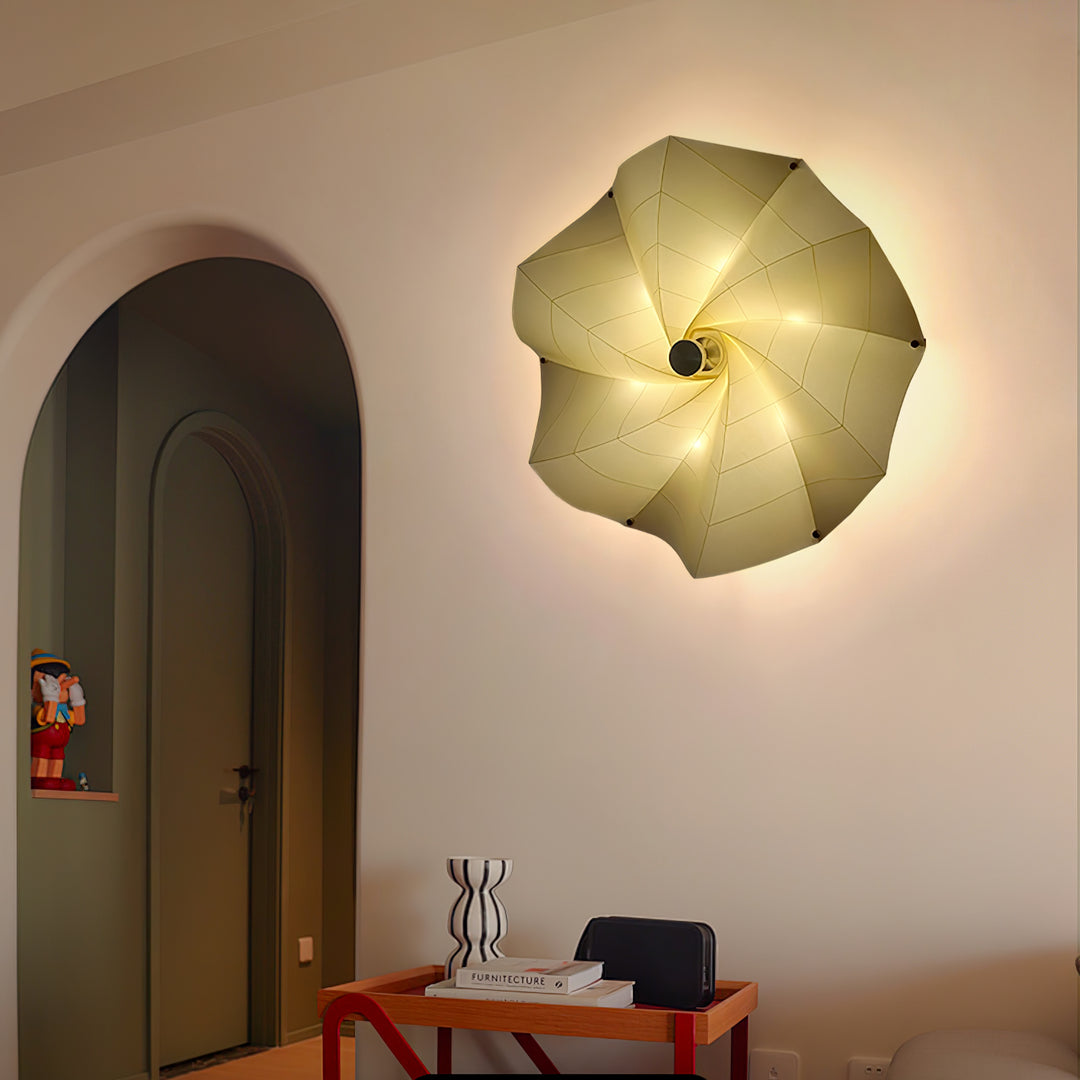 Bloom Petals Wall Lamp - Vakkerlight