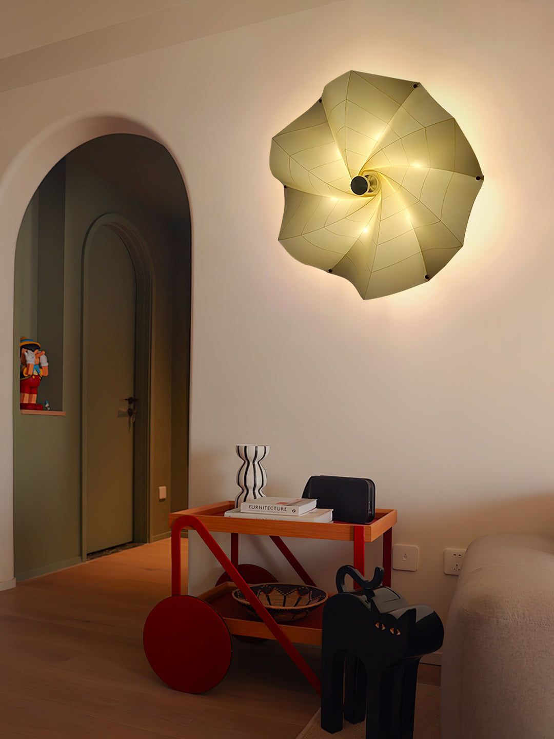 Bloom Petals Wall Lamp - Vakkerlight