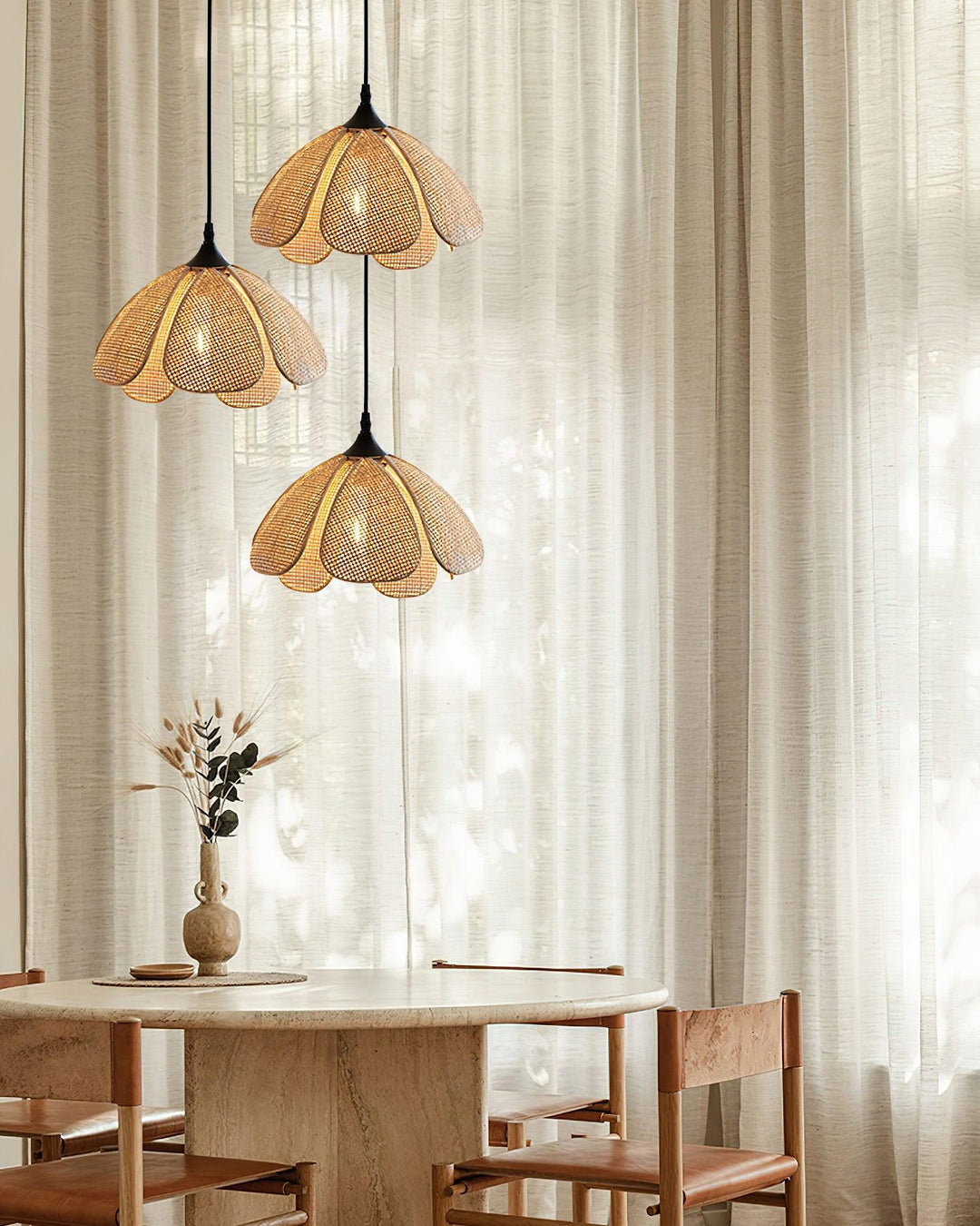 Bloom Rattan Pendant Lamp - Vakkerlight