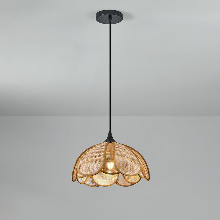 Bloom Rattan Pendant Lamp - Vakkerlight