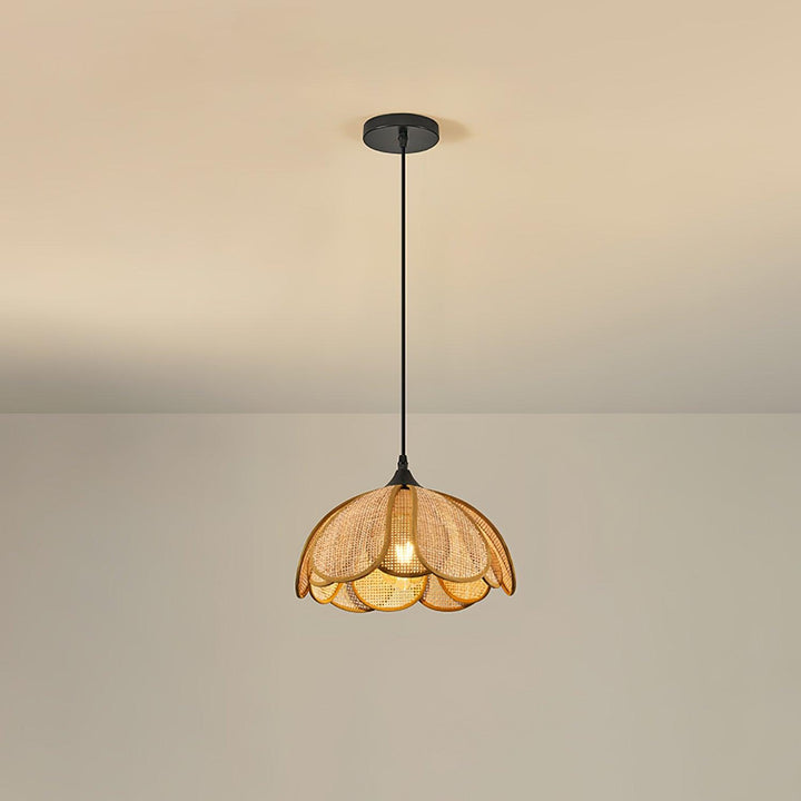 Bloom Rattan Pendant Lamp - Vakkerlight