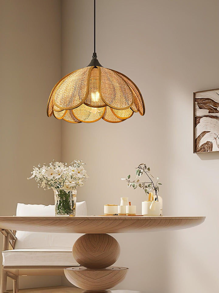 Bloom Rattan Pendant Lamp - Vakkerlight