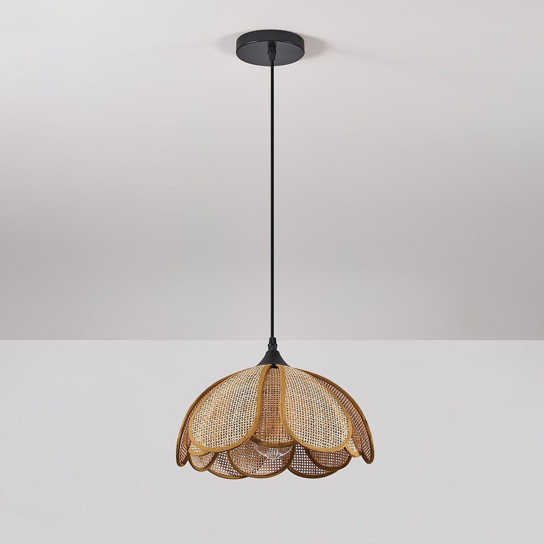 Bloom Rattan Pendant Lamp - Vakkerlight