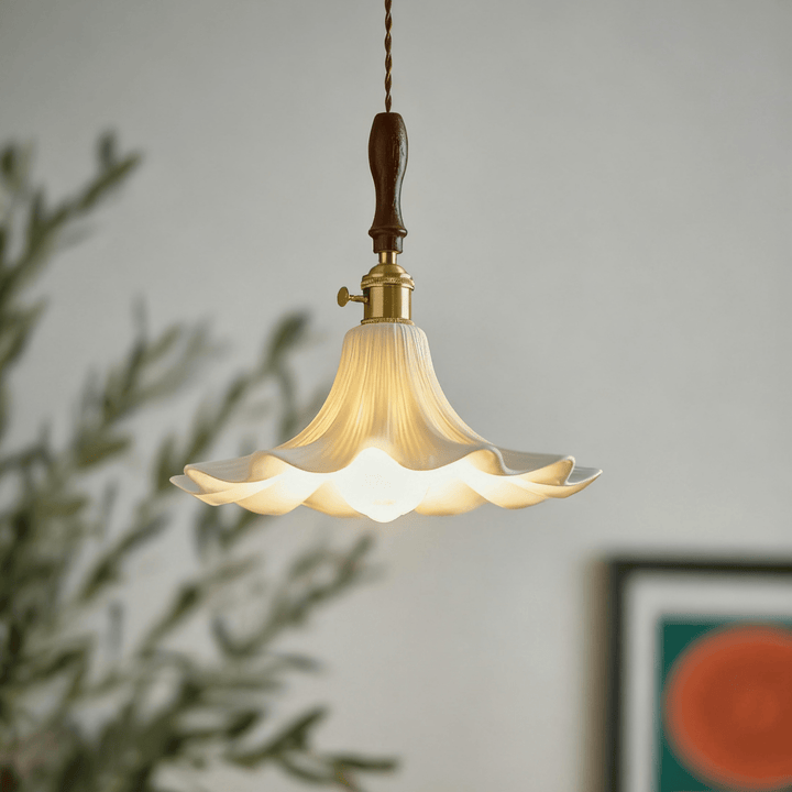 Bloom Twist Pendant Lamp - Vakkerlight