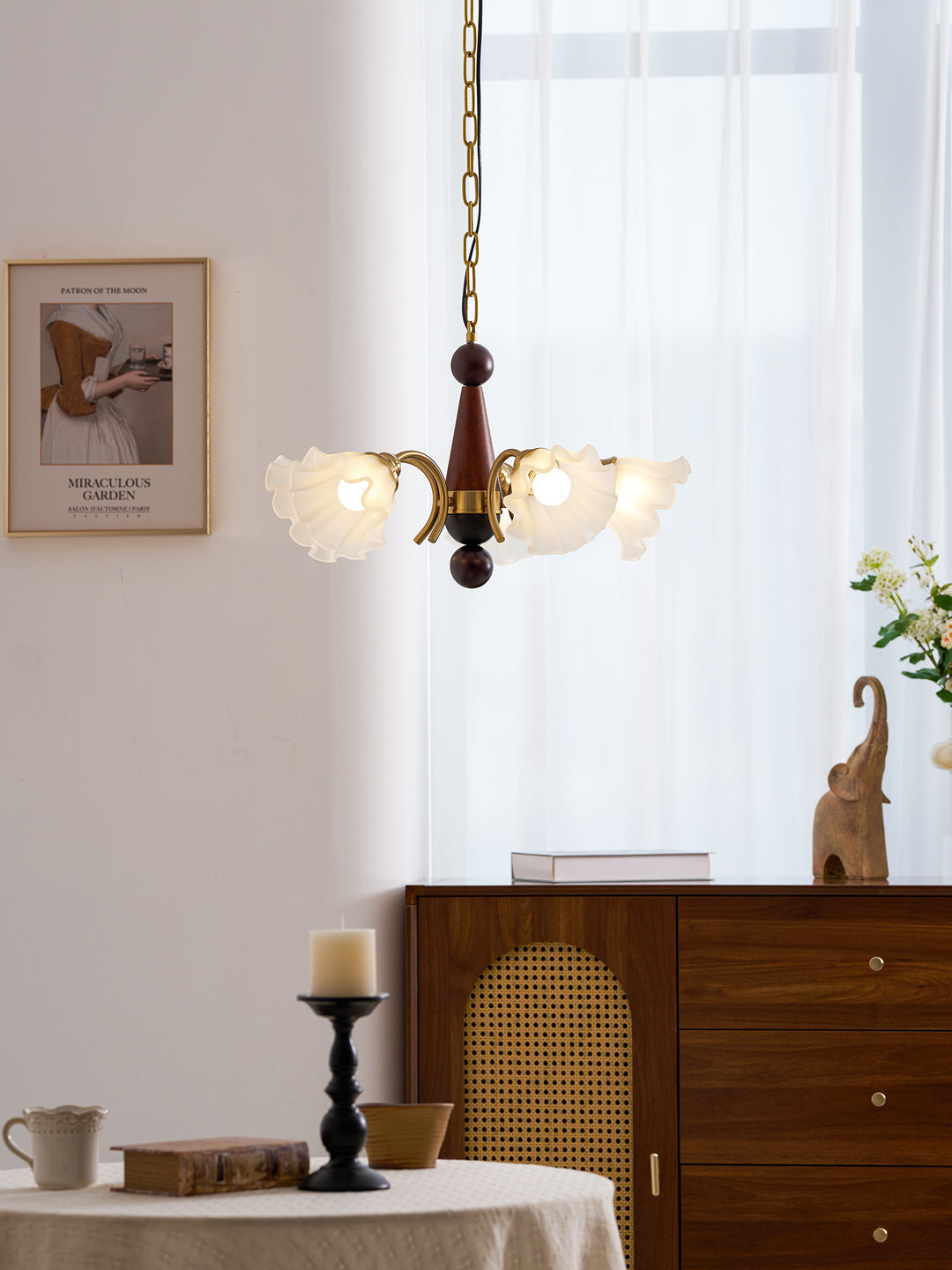 Bloomcrest Chandelier - Vakkerlight