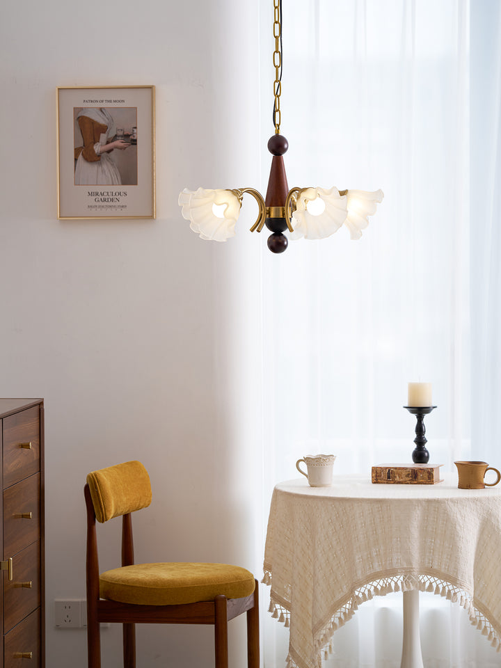 Bloomcrest Chandelier - Vakkerlight