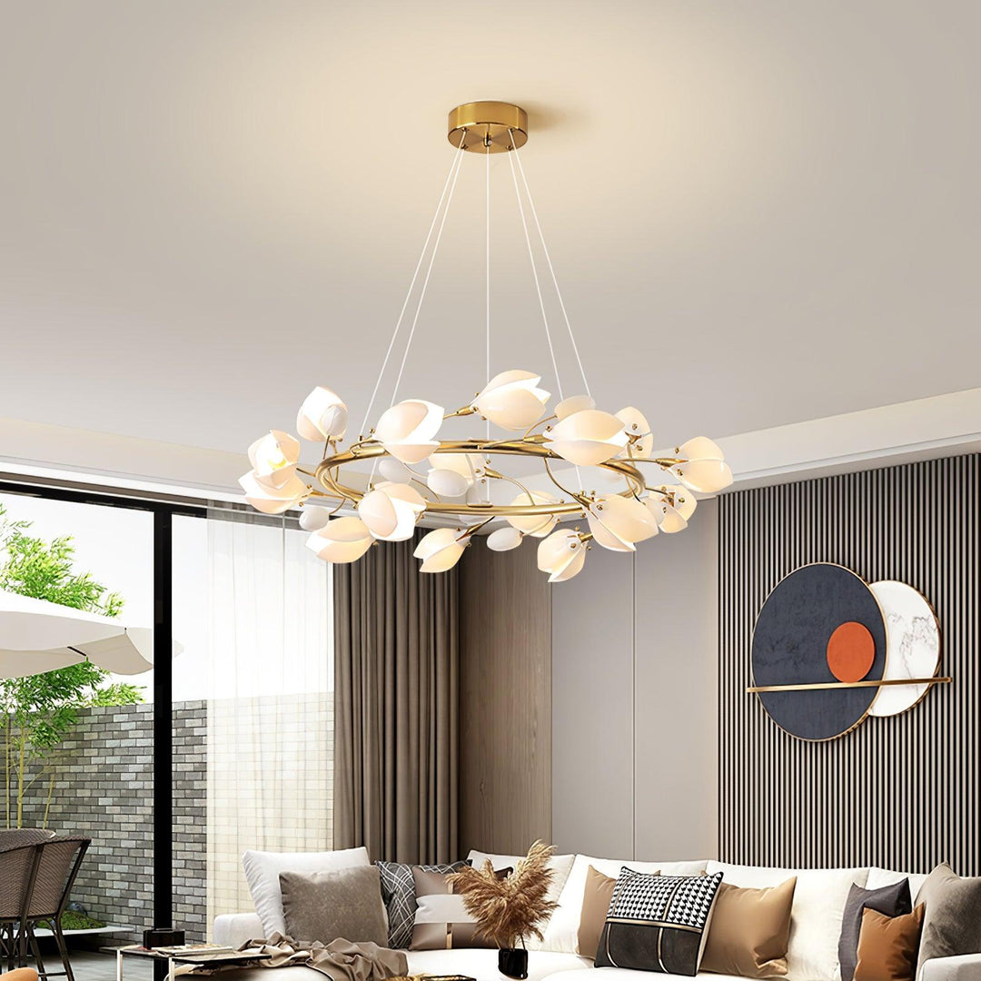 White Porcelain Magnolia Chandelier - Vakkerlight