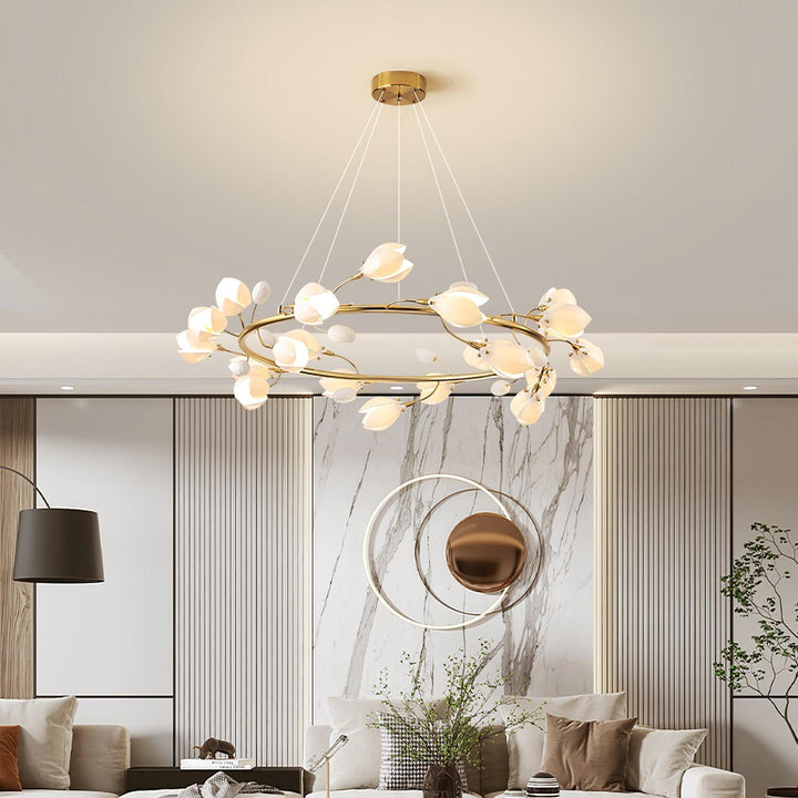 White Porcelain Magnolia Chandelier - Vakkerlight