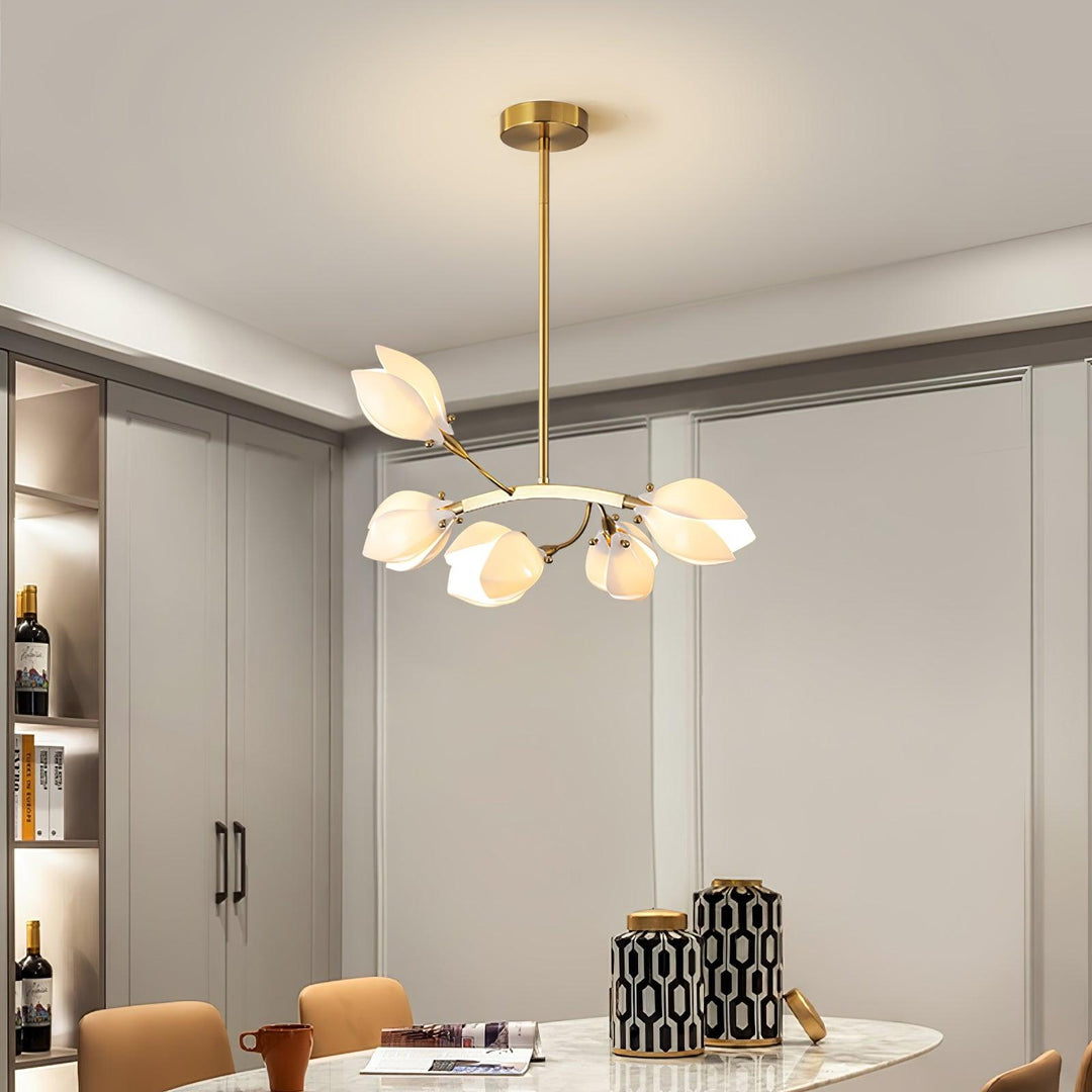 White Porcelain Magnolia Chandelier - Vakkerlight