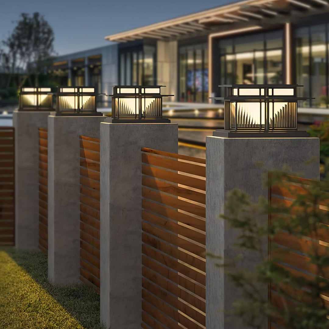 Boilyn Pillar Outdoor Light - Vakkerlight