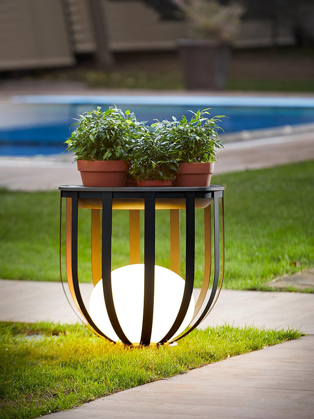 Bols Garden Solar Outdoor Lamp - Vakkerlight