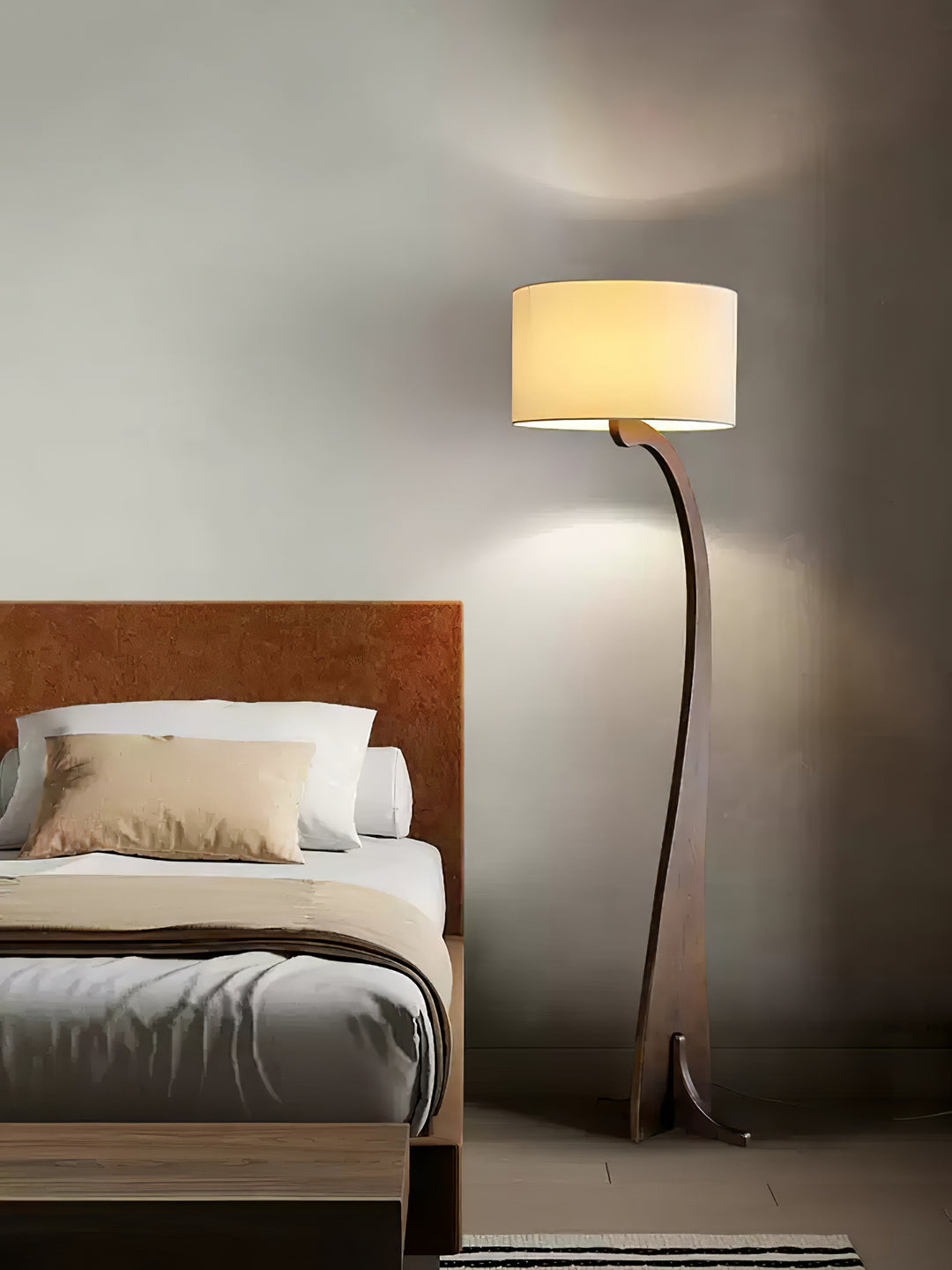 Bow Curve Floor Lamp - Vakkerlight