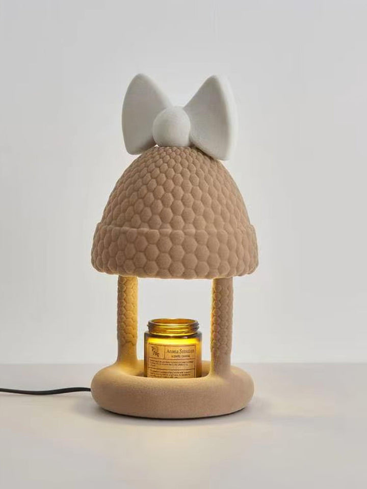 Bow Tie Hat Table Lamp - Vakkerlight