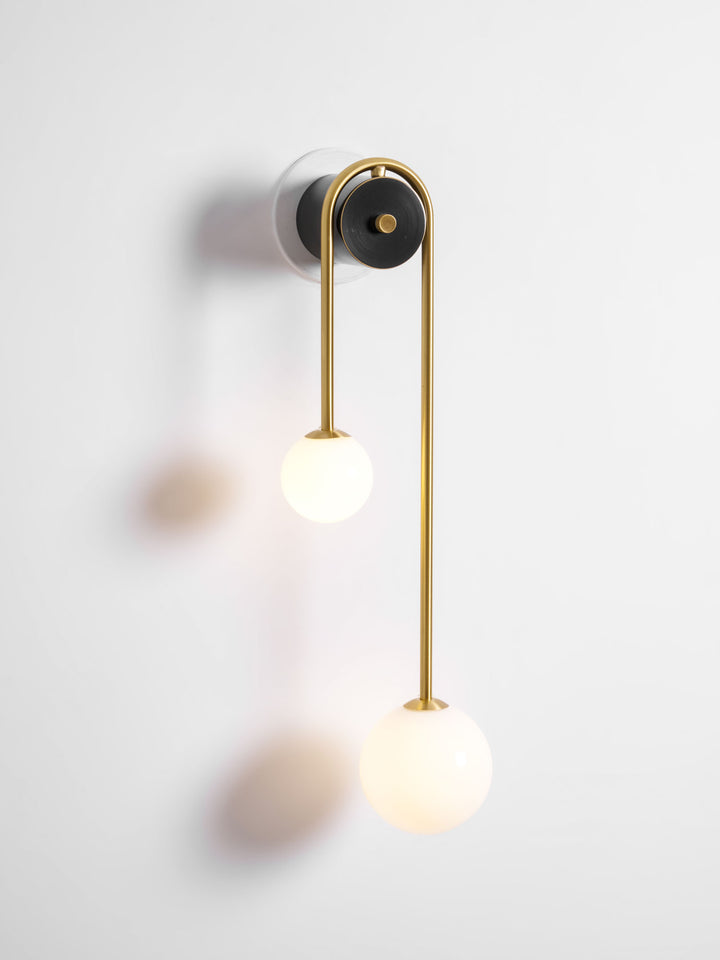 Brass Arc Wall Light - Vakkerlight