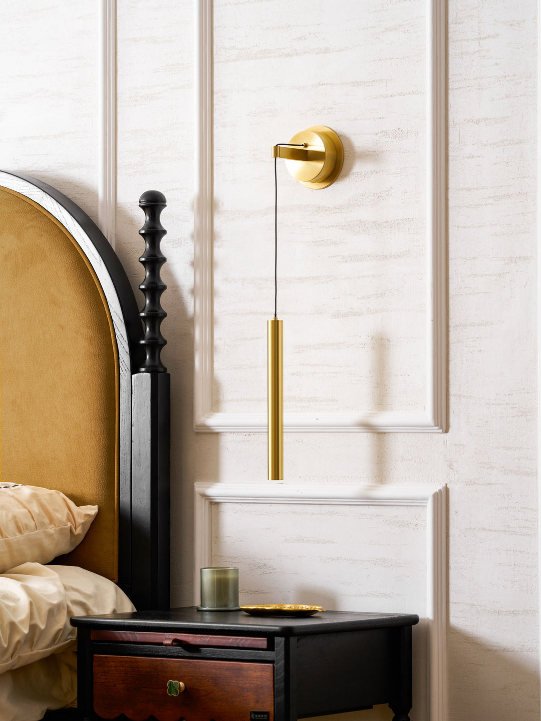 Brass Line Wall Light - Vakkerlight