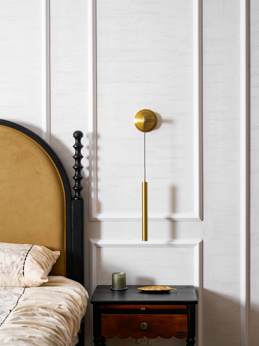 Brass Line Wall Light - Vakkerlight