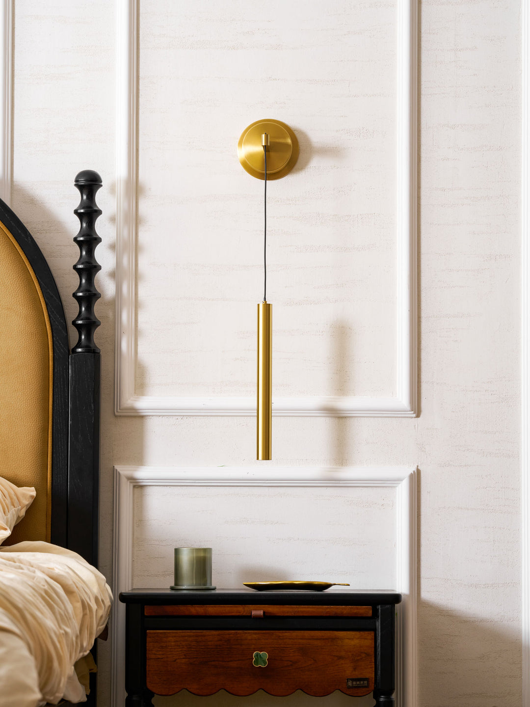 Brass Line Wall Light - Vakkerlight