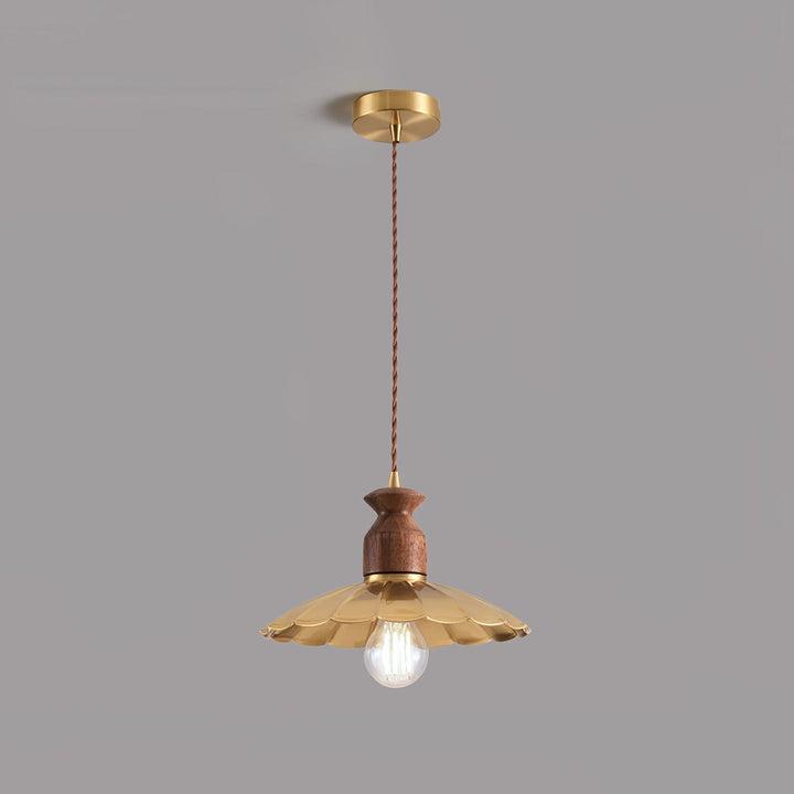 Brass Crest Pendant Light - Vakkerlight