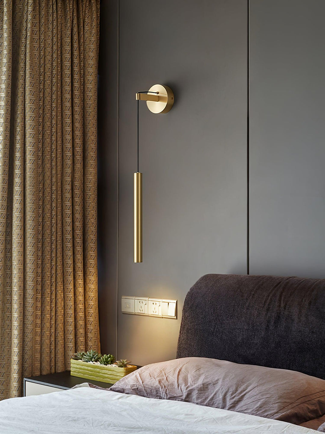 Brass Line Wall Light - Vakkerlight