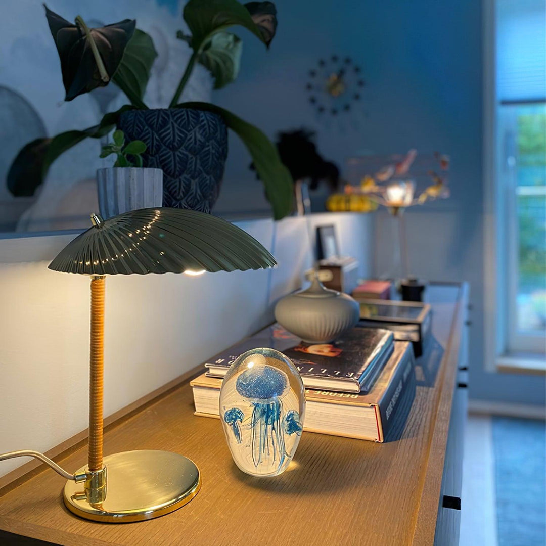 Brass Shell Table Lamp - Vakkerlight