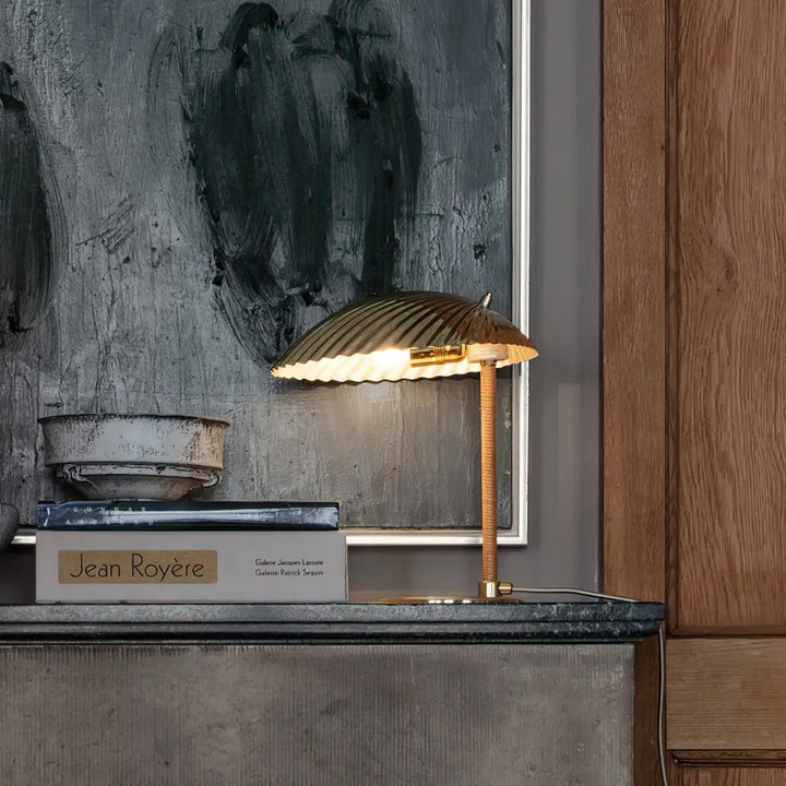 Brass Shell Table Lamp - Vakkerlight