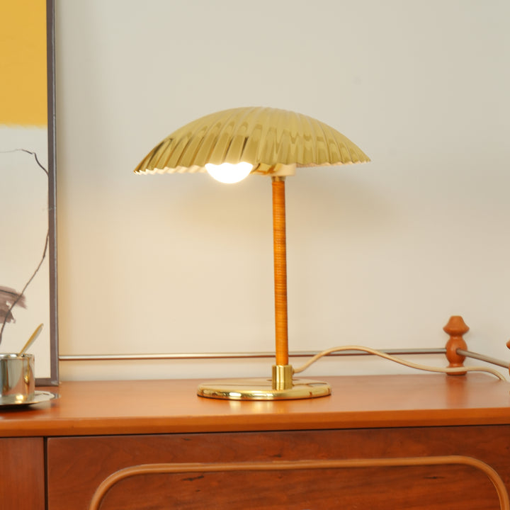 Brass Shell Table Lamp