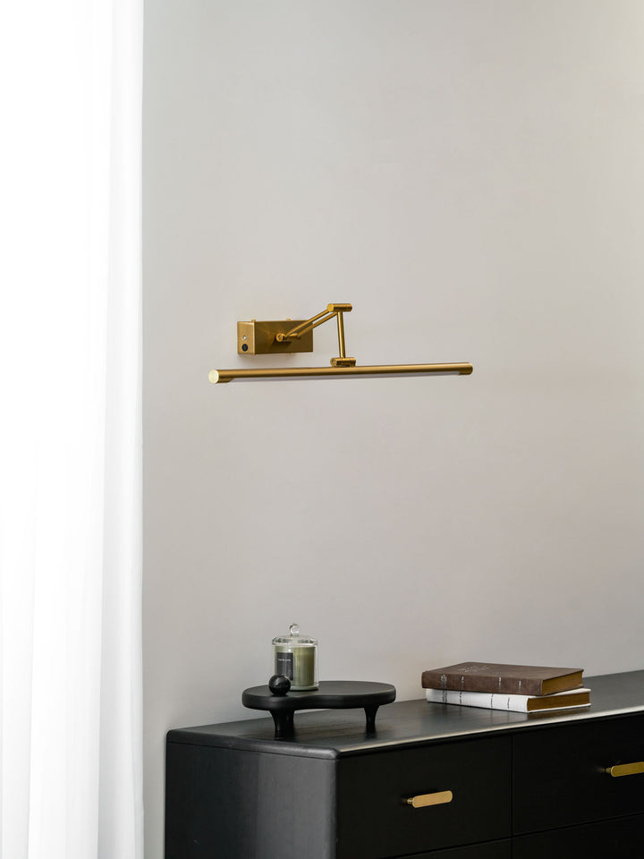 Brillan Frame Rechargeable Wall Light - Vakkerlight