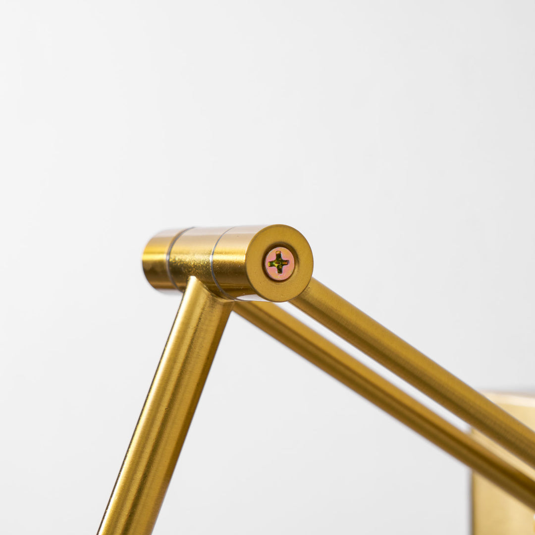 Brillan Frame Rechargeable Wall Light - Vakkerlight