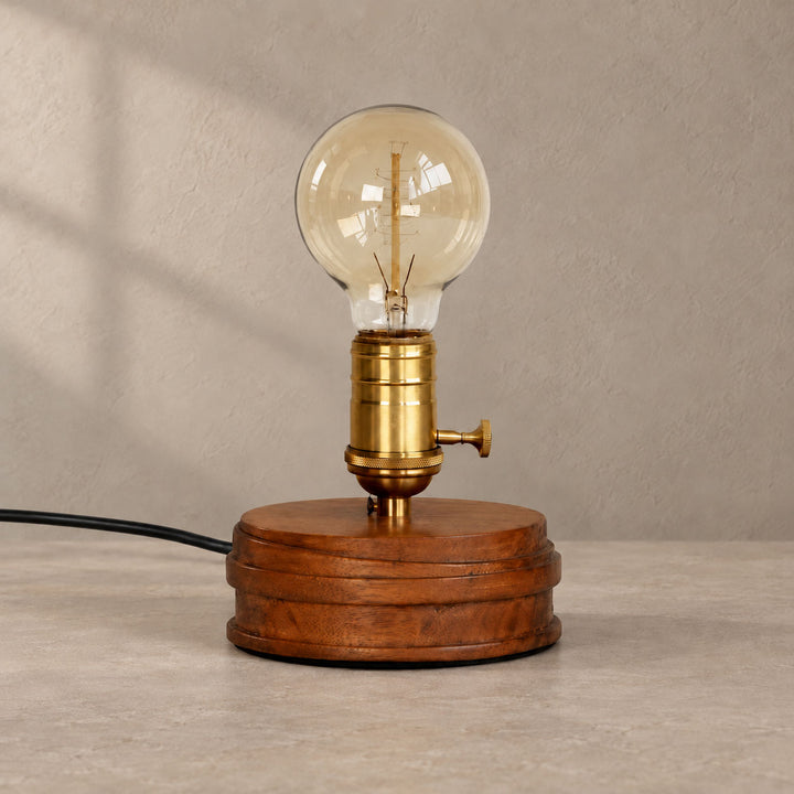 Briston Table Lamp
