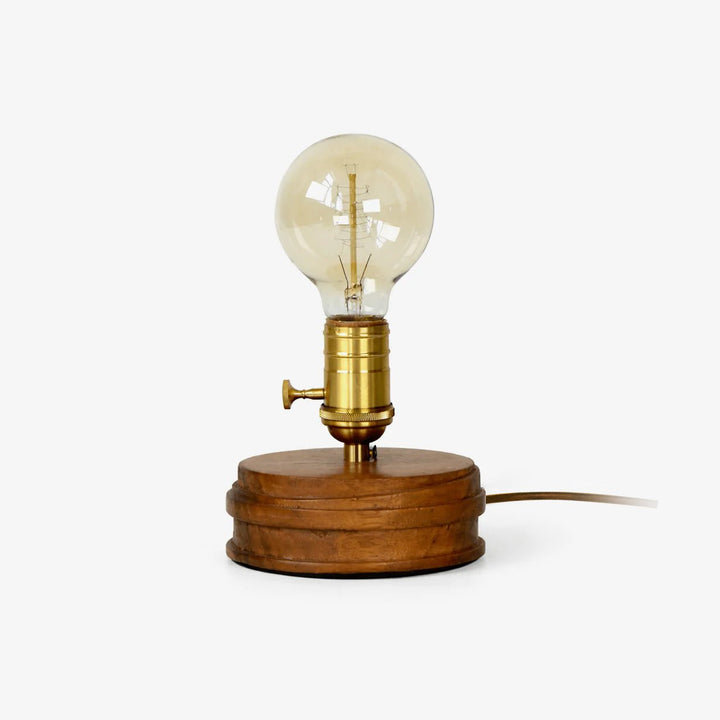 Briston Table Lamp - Vakkerlight