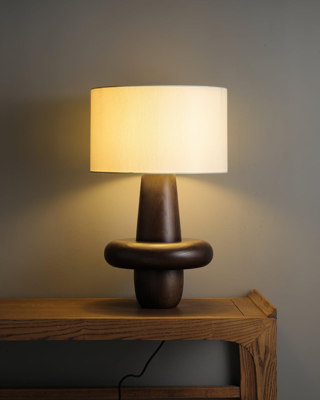 Buddha Til Table Lamp - Vakkerlight