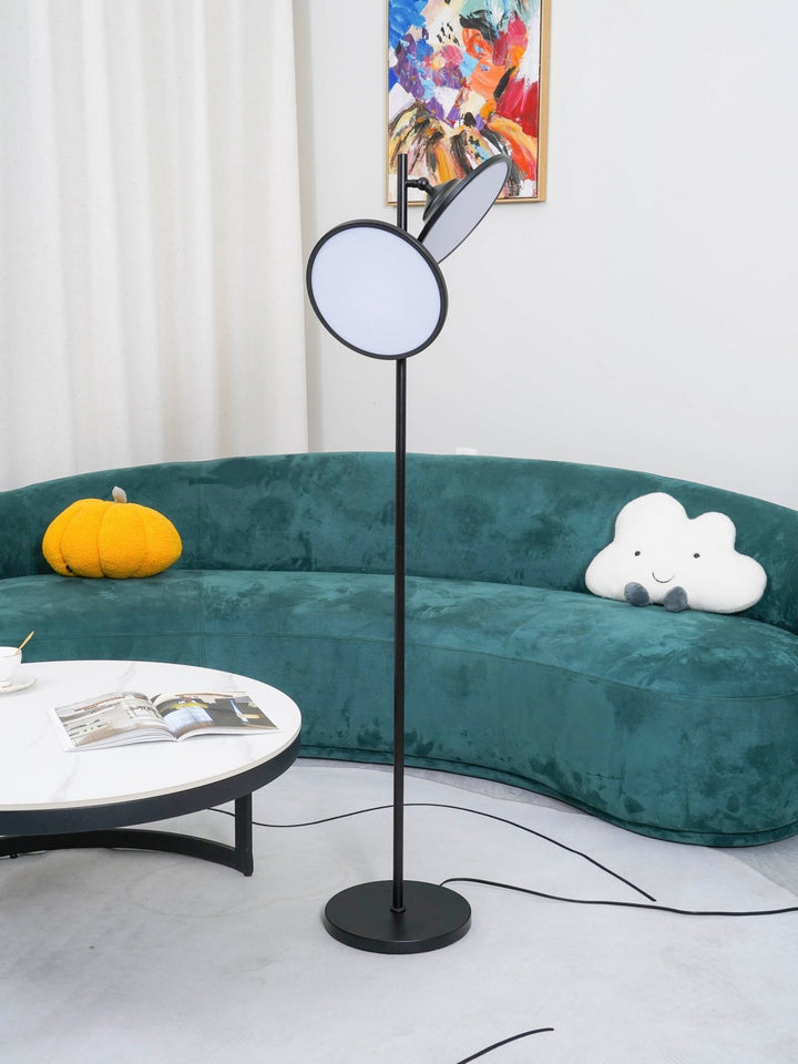 Bulat Floor Lamp - Vakkerlight