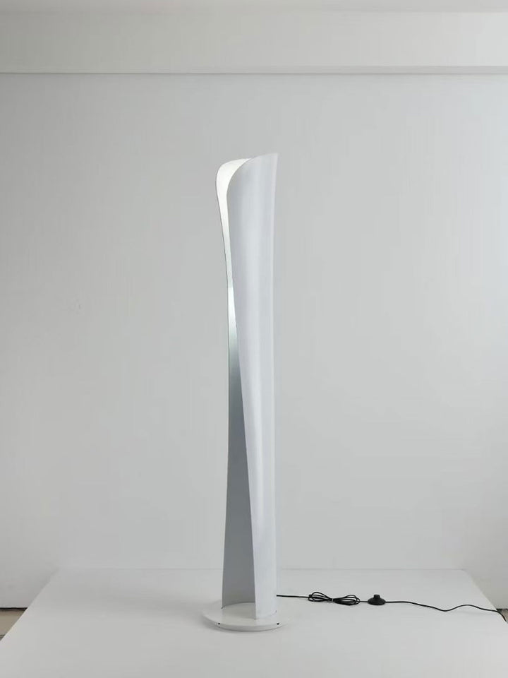 Cadmo Floor Lamp