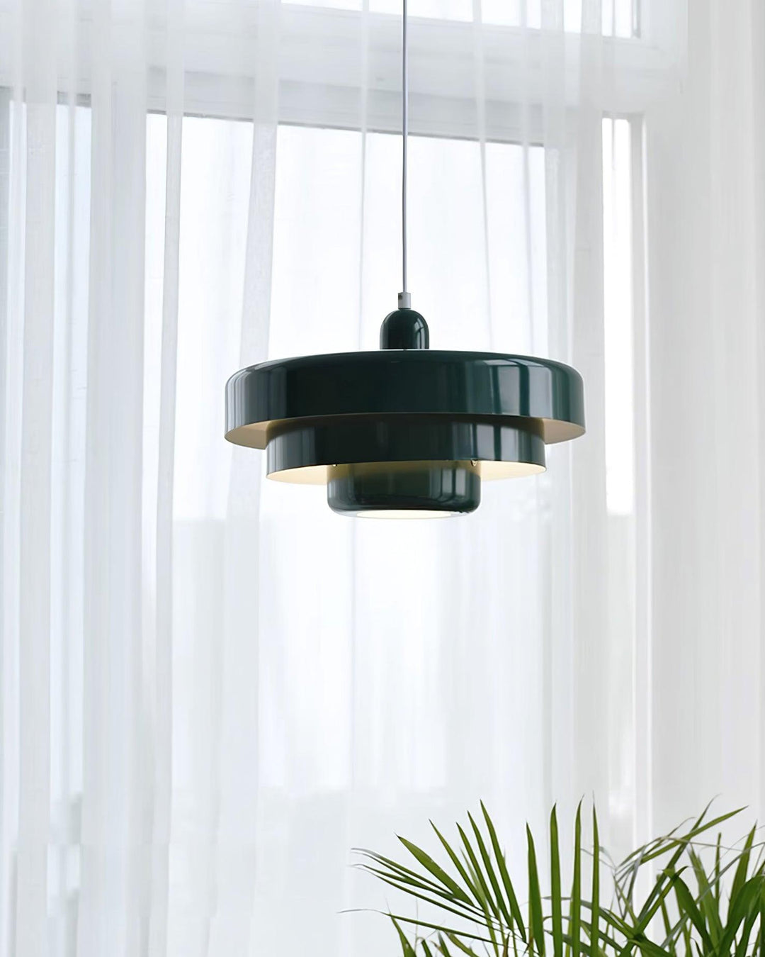 Cakora Bauhaus Metal Pendant Light