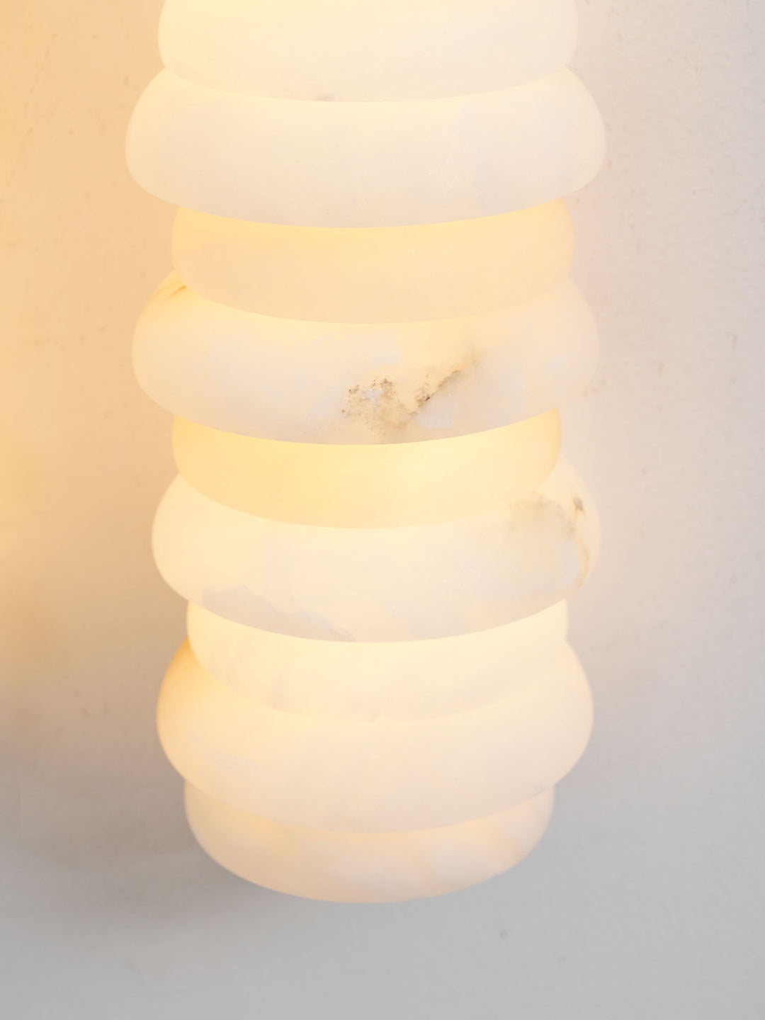 Calla Ribbed Alabaster Sconce - Vakkerlight