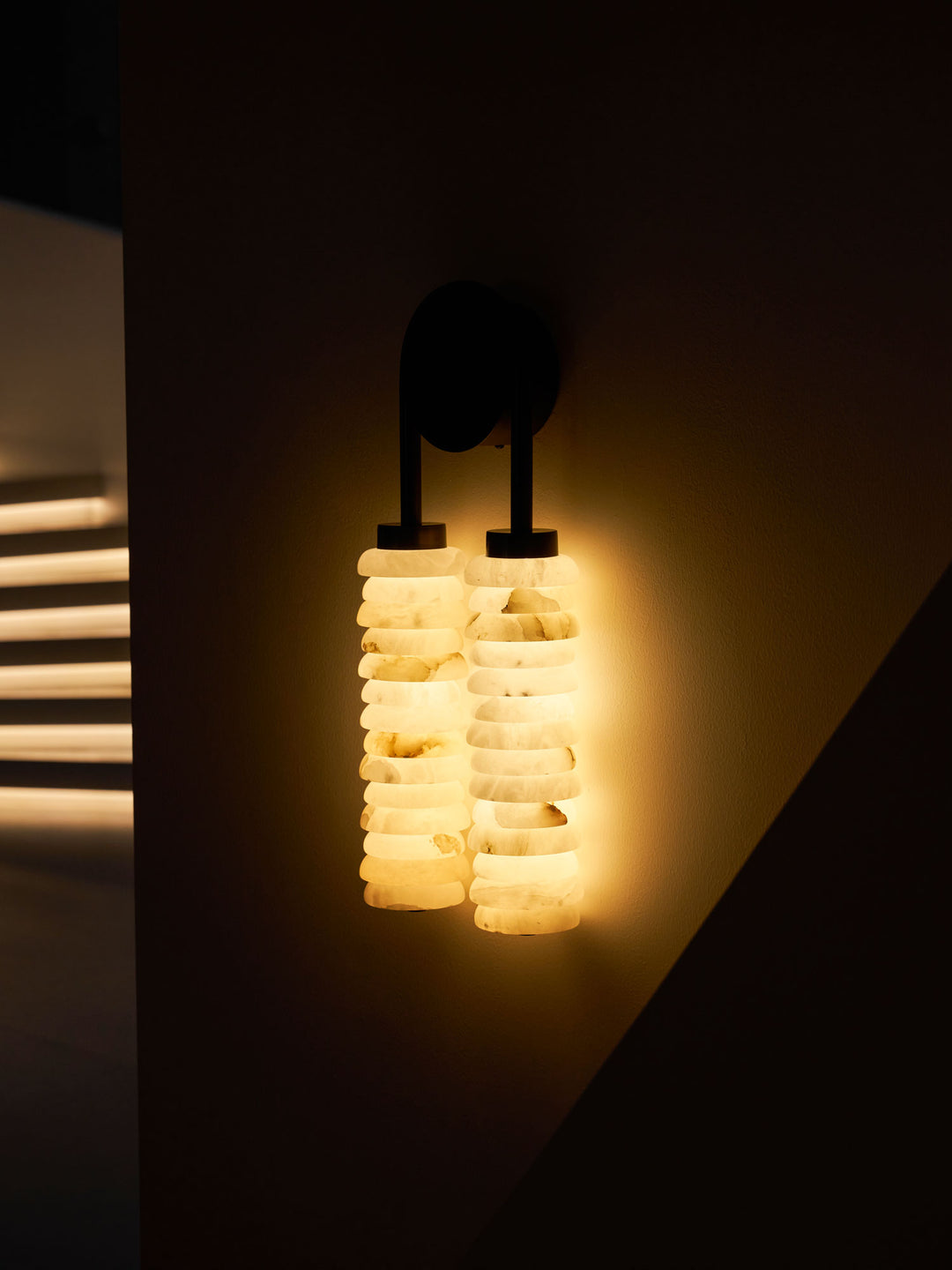 Calla Ribbed Alabaster Sconce - Vakkerlight