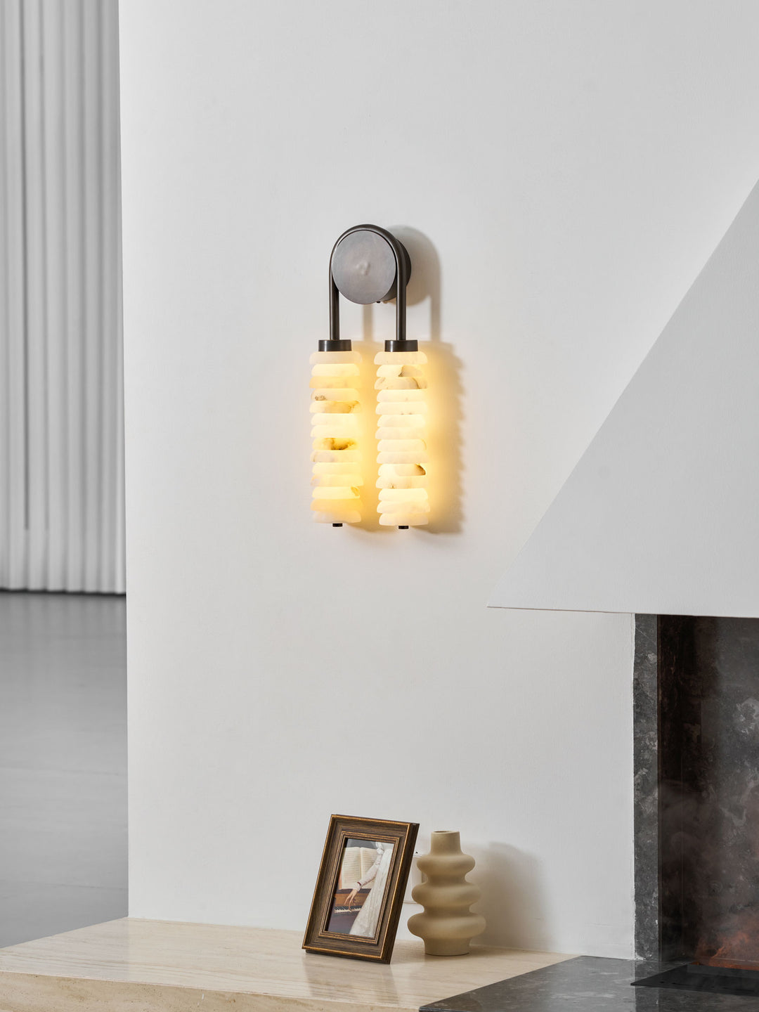 Calla Ribbed Alabaster Sconce - Vakkerlight