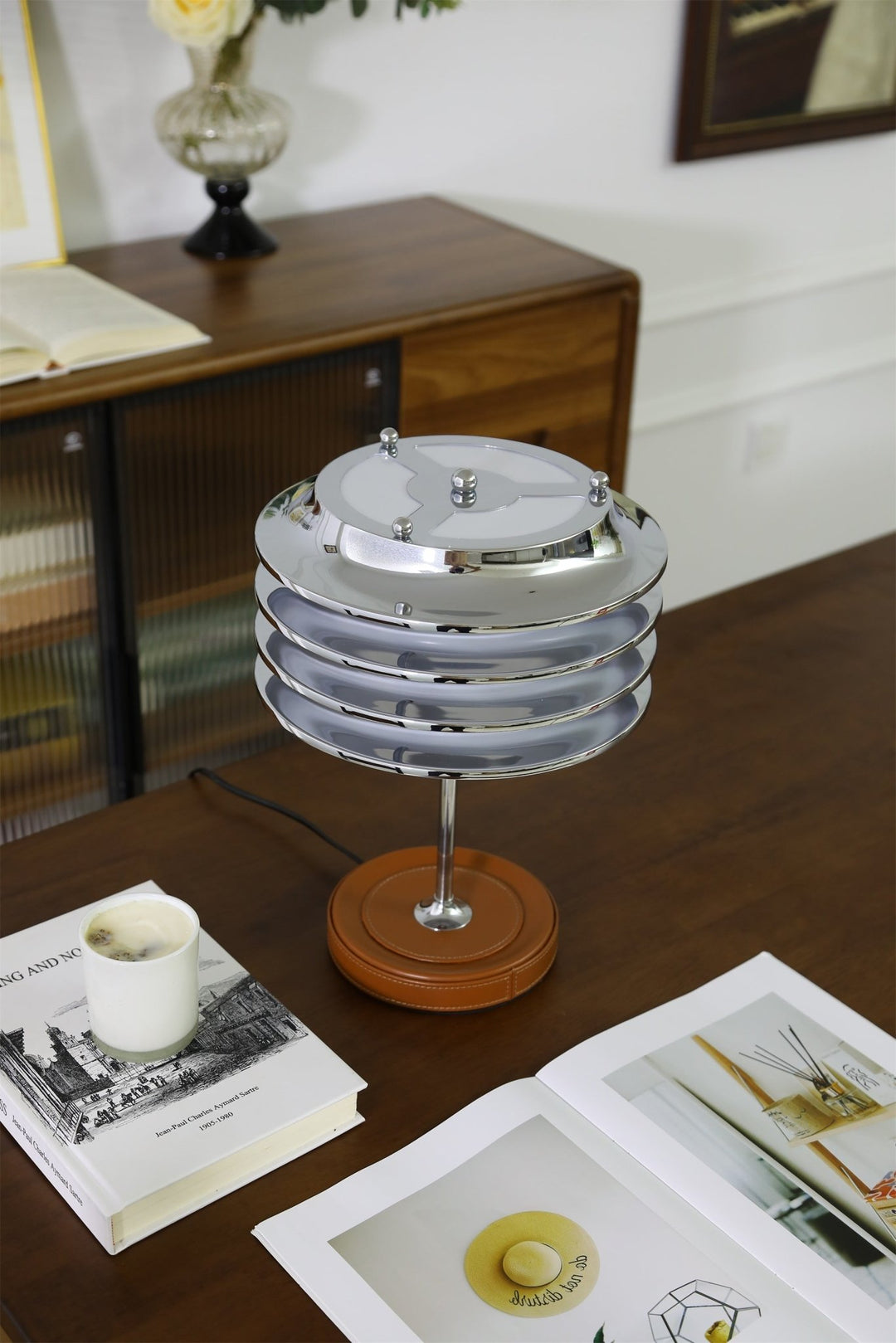Calystron Table Lamp - Vakkerlight