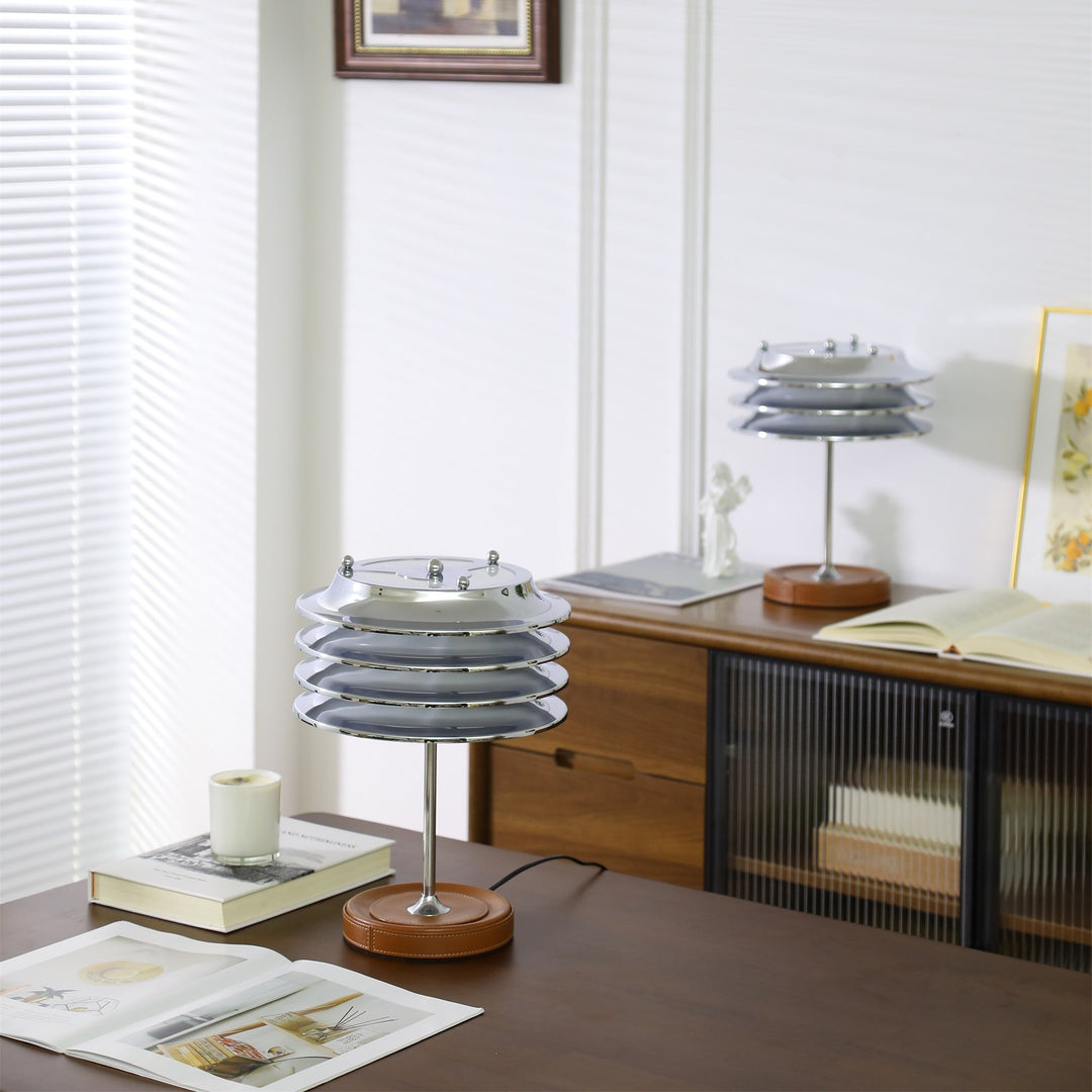 Calystron Table Lamp - Vakkerlight