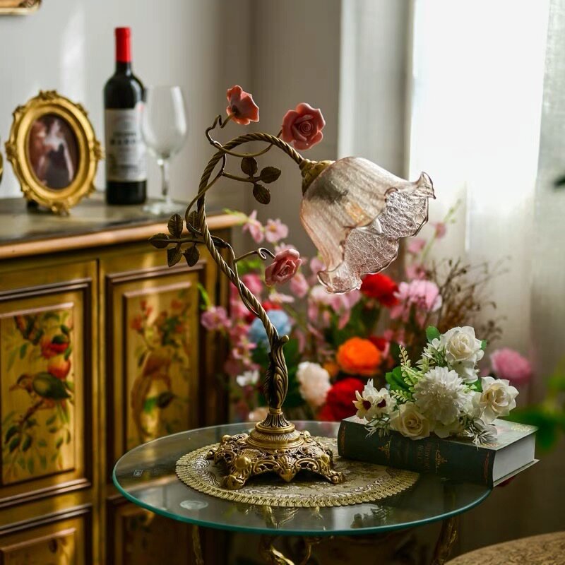 Campanella Vintage Rose Table Lamp - Vakkerlight